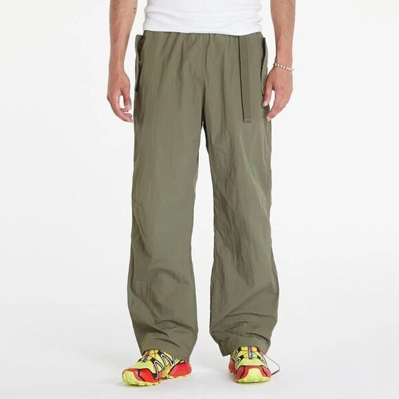 NWT Adidas Cargo Pants Unisex - Picture 1 of 12